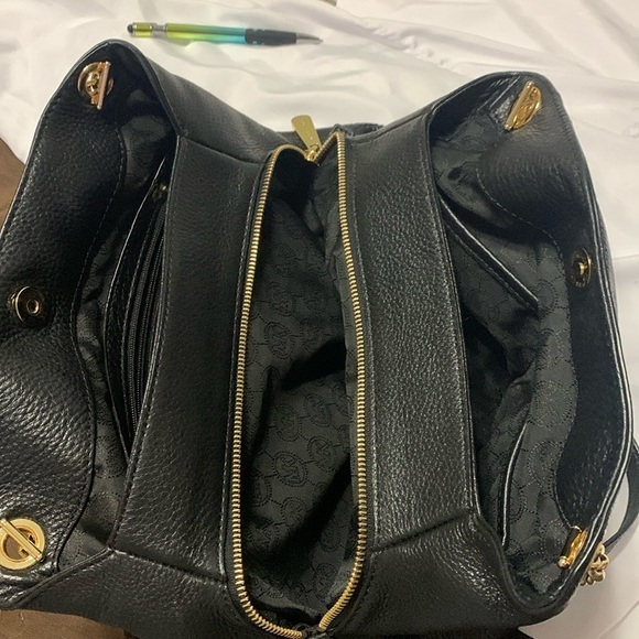 Gorgeous Michael Kors chain shoulder bag - Picture 3 of 16